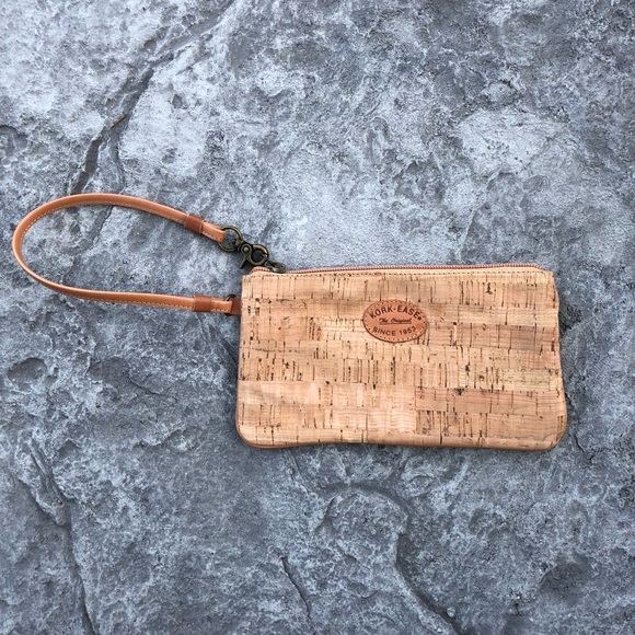 Kork-Ease Handbags - 🆕 RARE Kork-ease cork wristlet